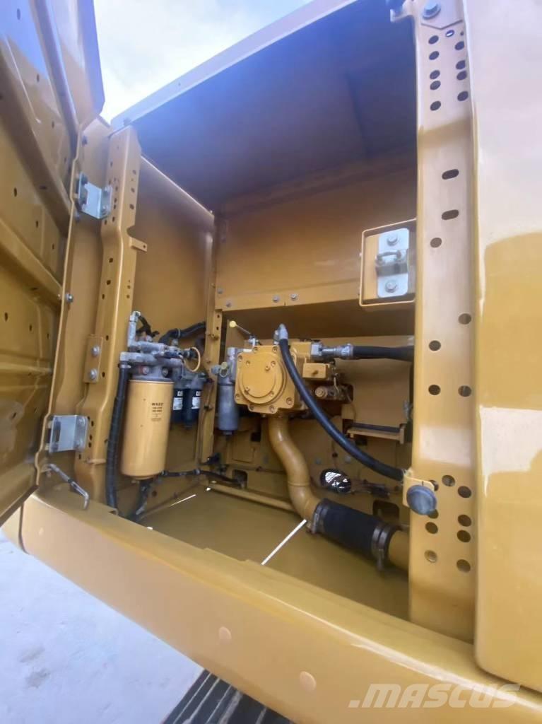 CAT 320 GC Pásové rýpadlá