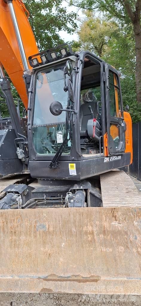 Doosan DX 235 LCR-7 Pásové rýpadlá
