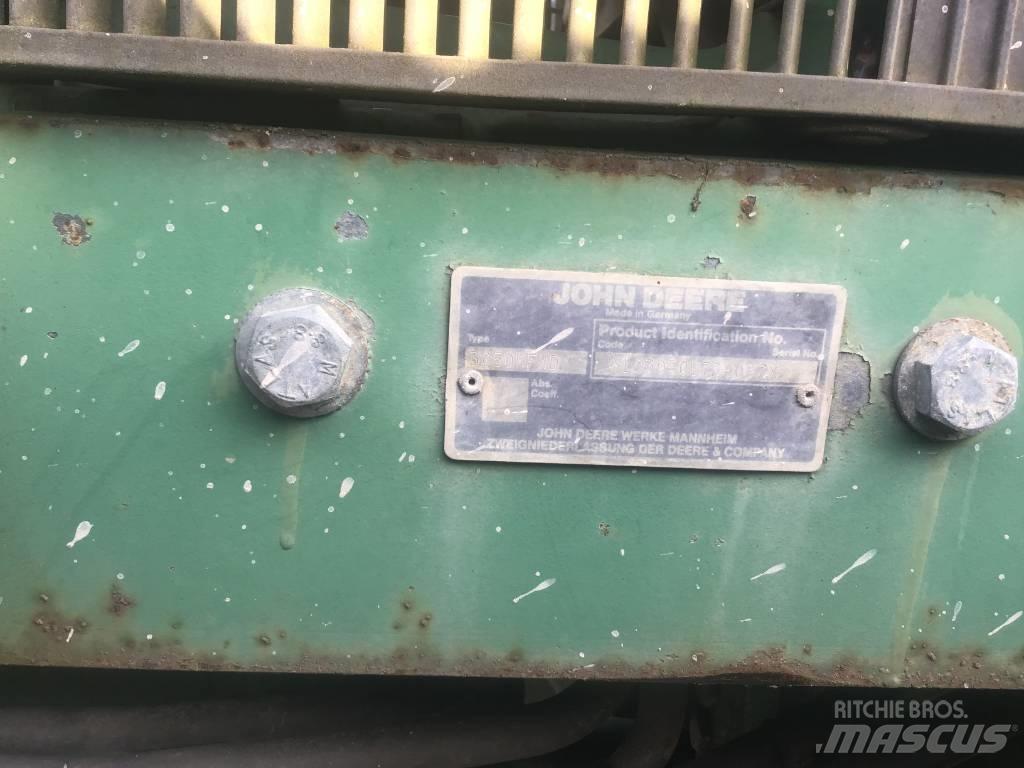 John Deere 3050 4WD Traktory