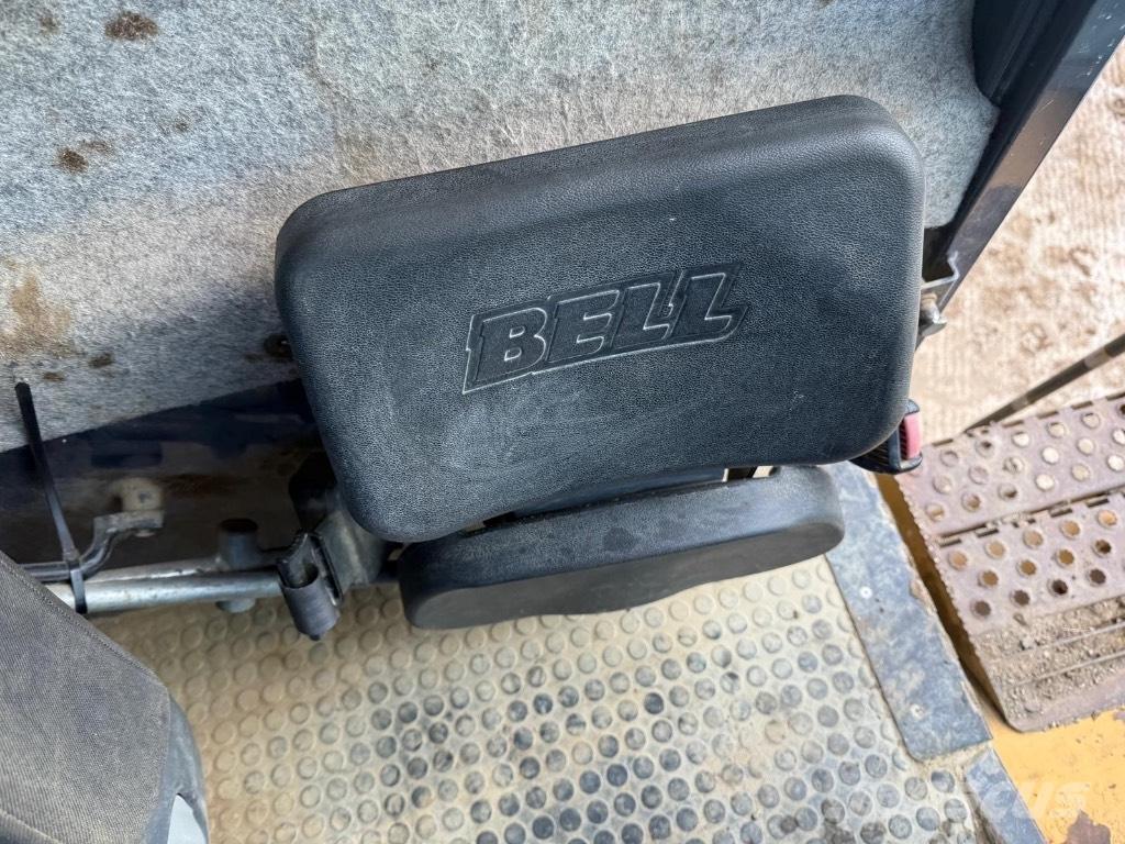 Bell B30 E Kĺbové nákladné autá