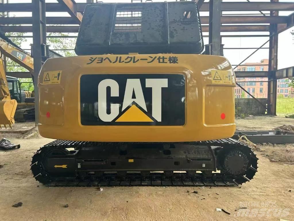 CAT 320 D2 Pásové rýpadlá