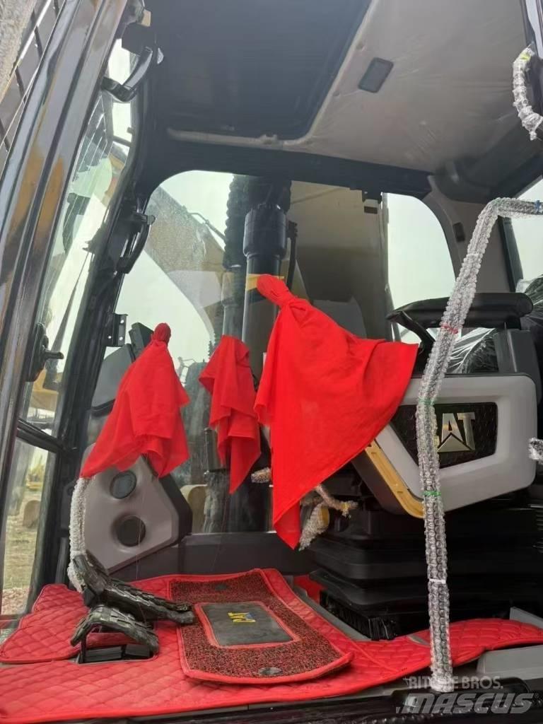 CAT 320GC Pásové rýpadlá
