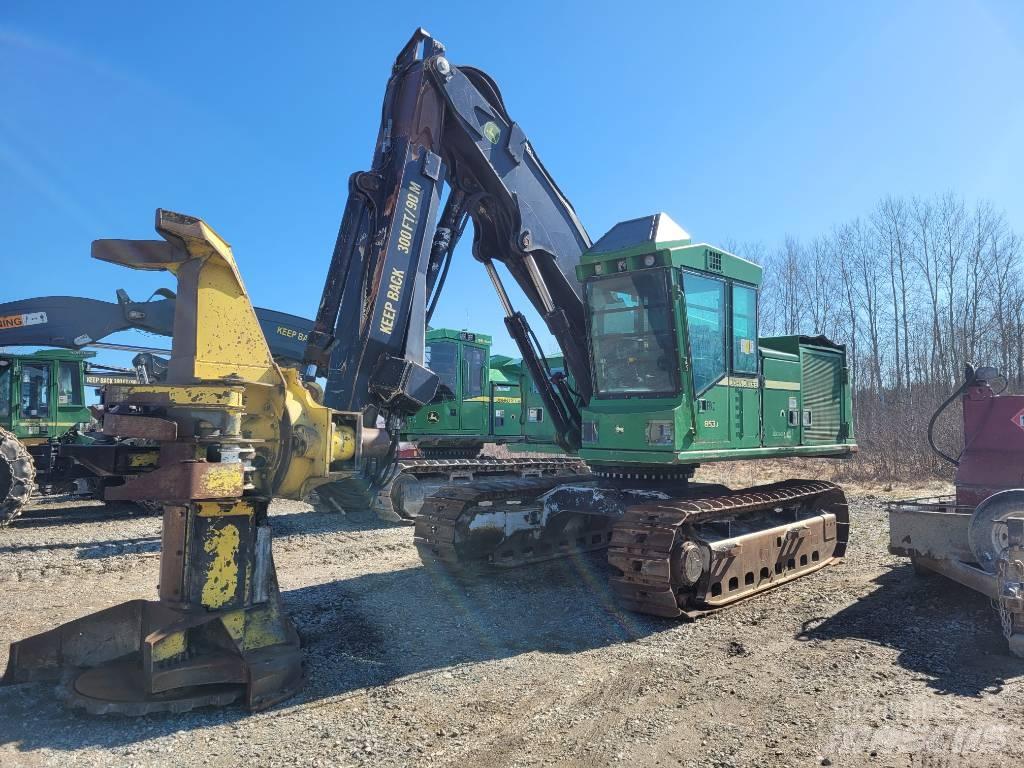 John Deere 853 Stínacie harvestory