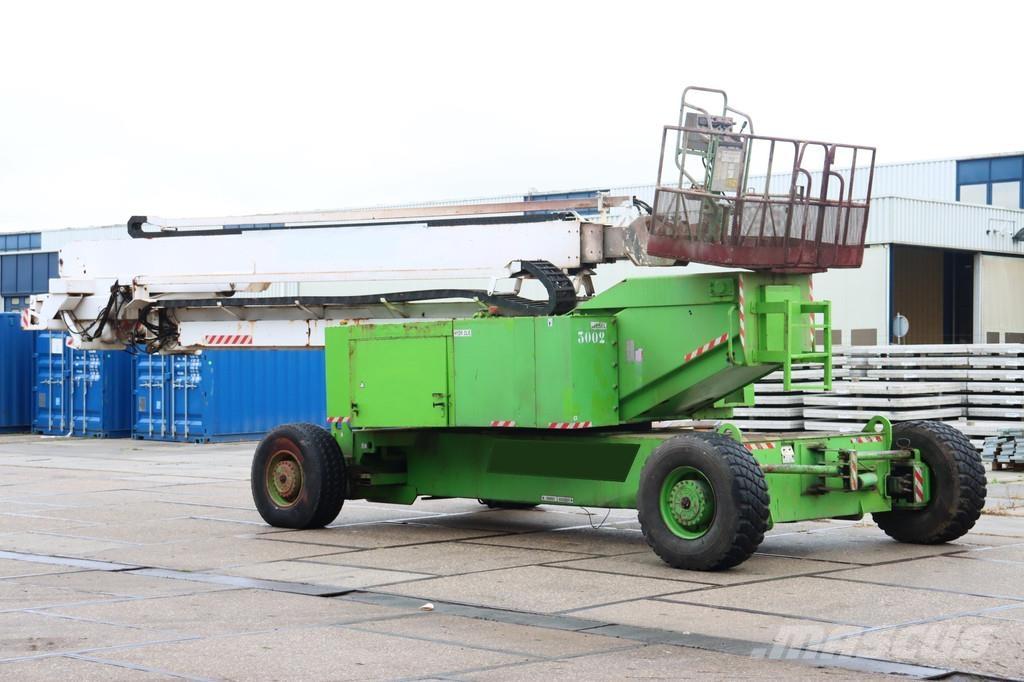 JLG 150 HAX Kĺbové plošiny