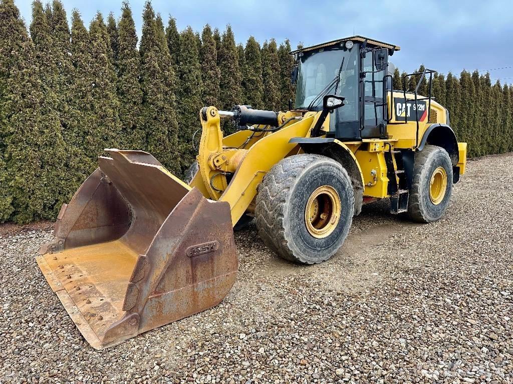 CAT 972 M Kolesové nakladače