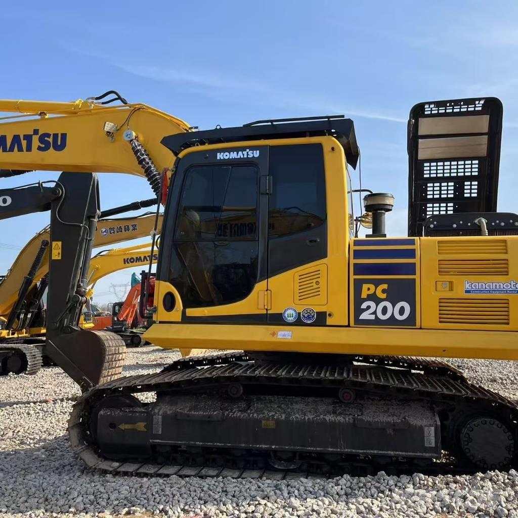 Komatsu PC 200 Pásové rýpadlá