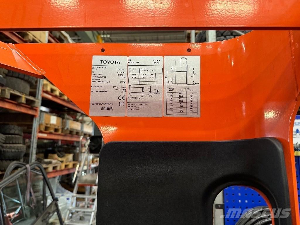 Toyota SRE135L Samohybné vozíky