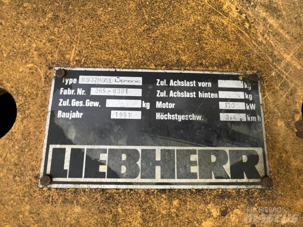 Liebherr 932 Pásové rýpadlá