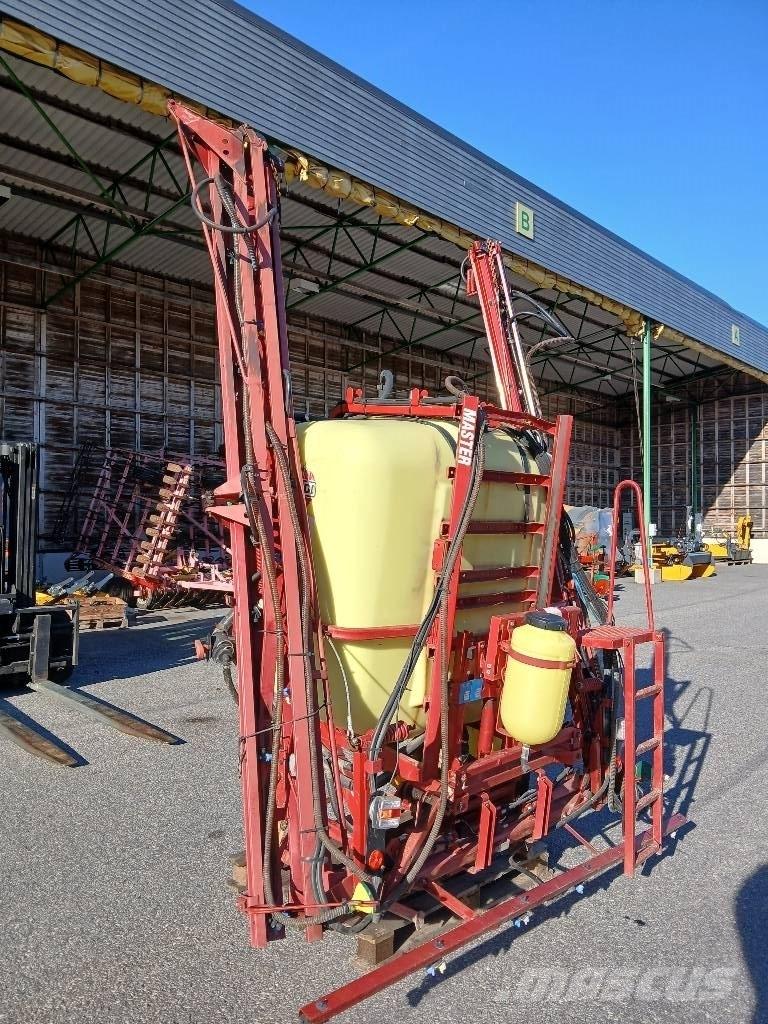 Hardi Master 1200 Nesené postrekovače