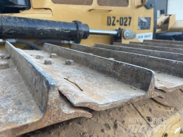 CAT D 5 K 2 LGP Pásové dozéry
