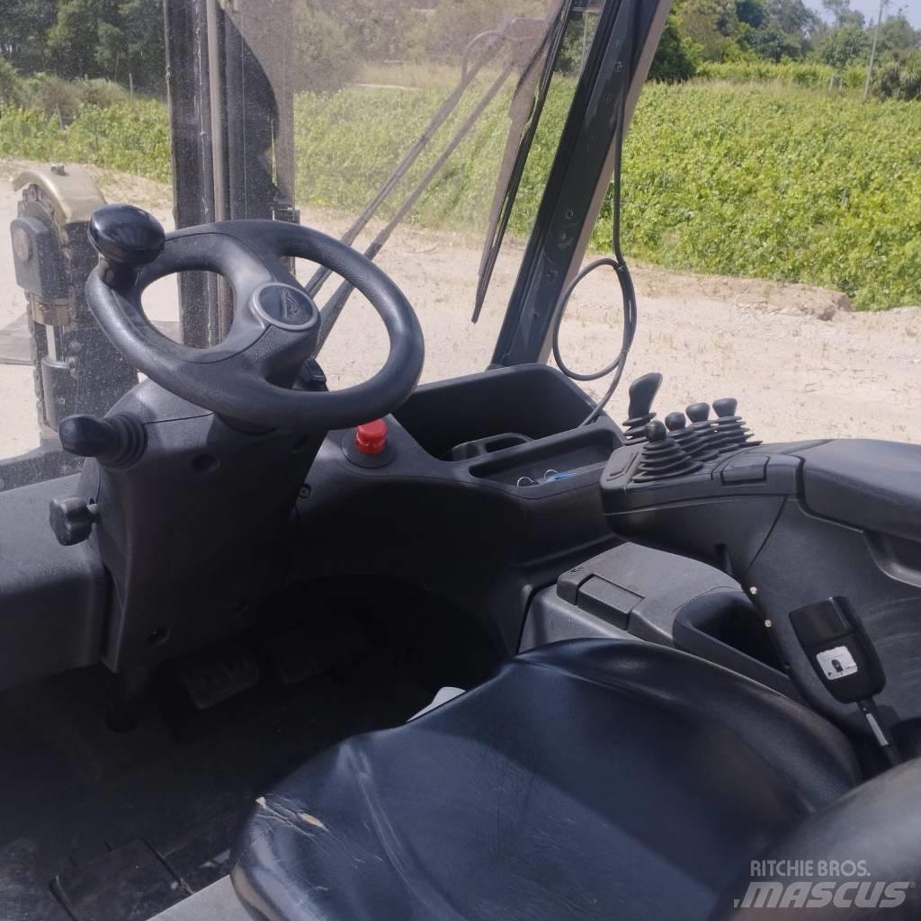 Linde E 25 Akumulátorové vozíky