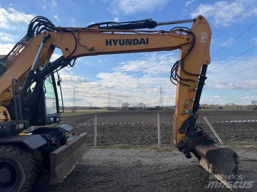 Hyundai HW140 Kolesové rýpadlá