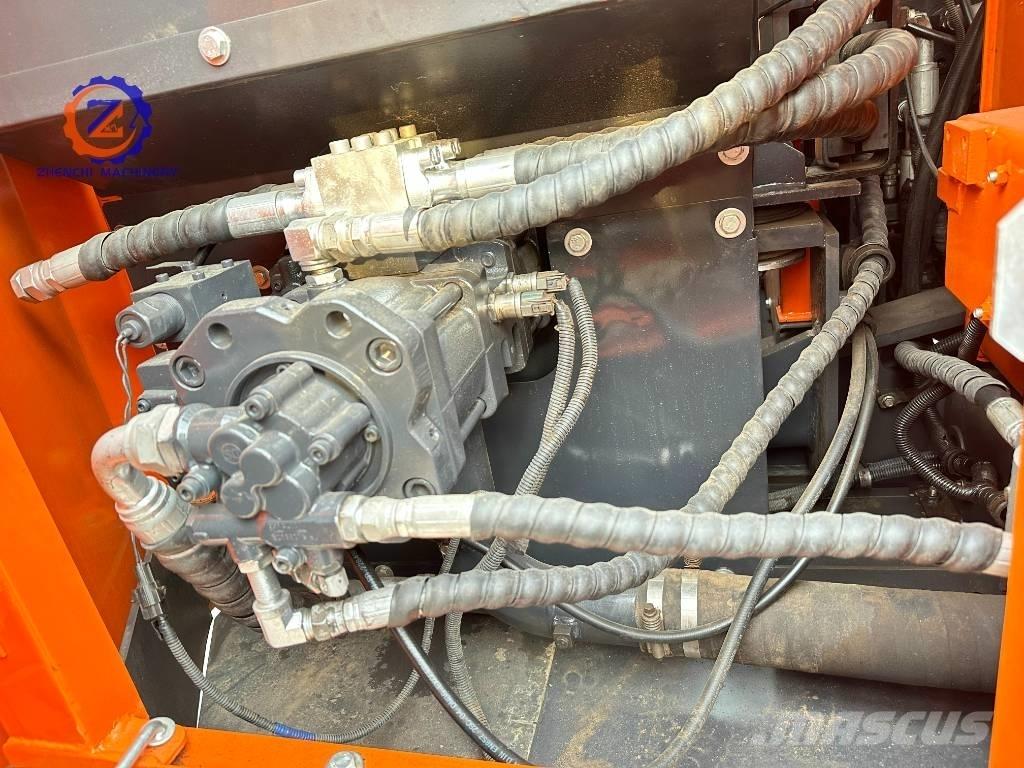 Doosan DX 150 Midi rýpadlá 7 t - 12 t