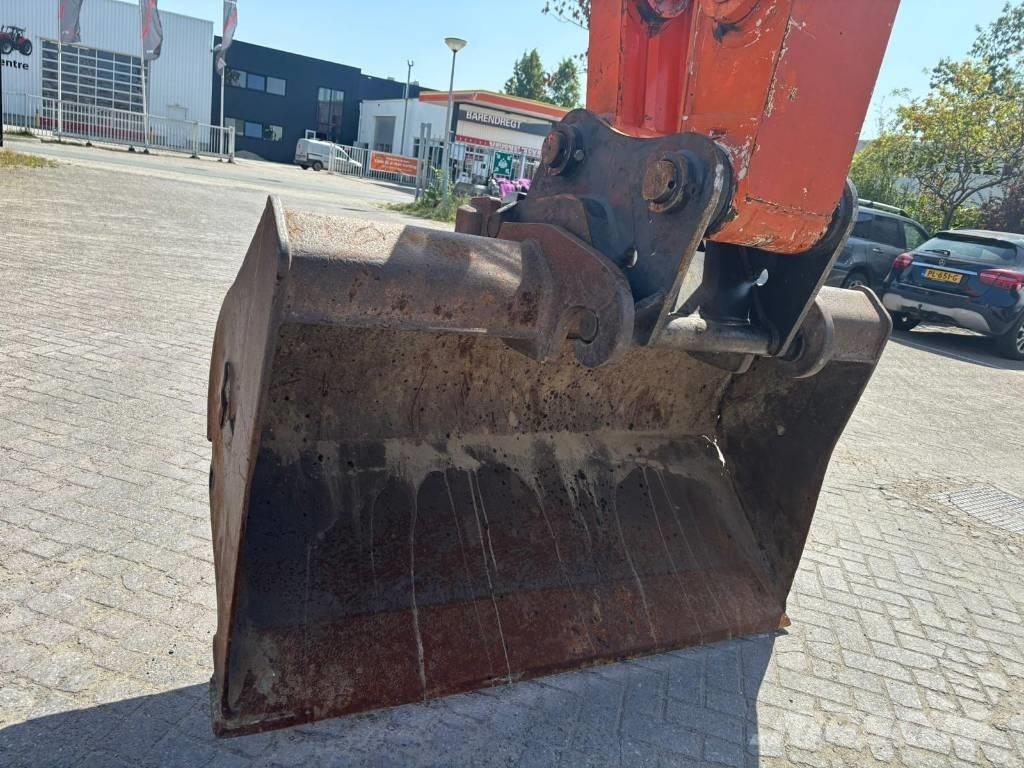 Hitachi ZX 170 W-3 Kolesové rýpadlá
