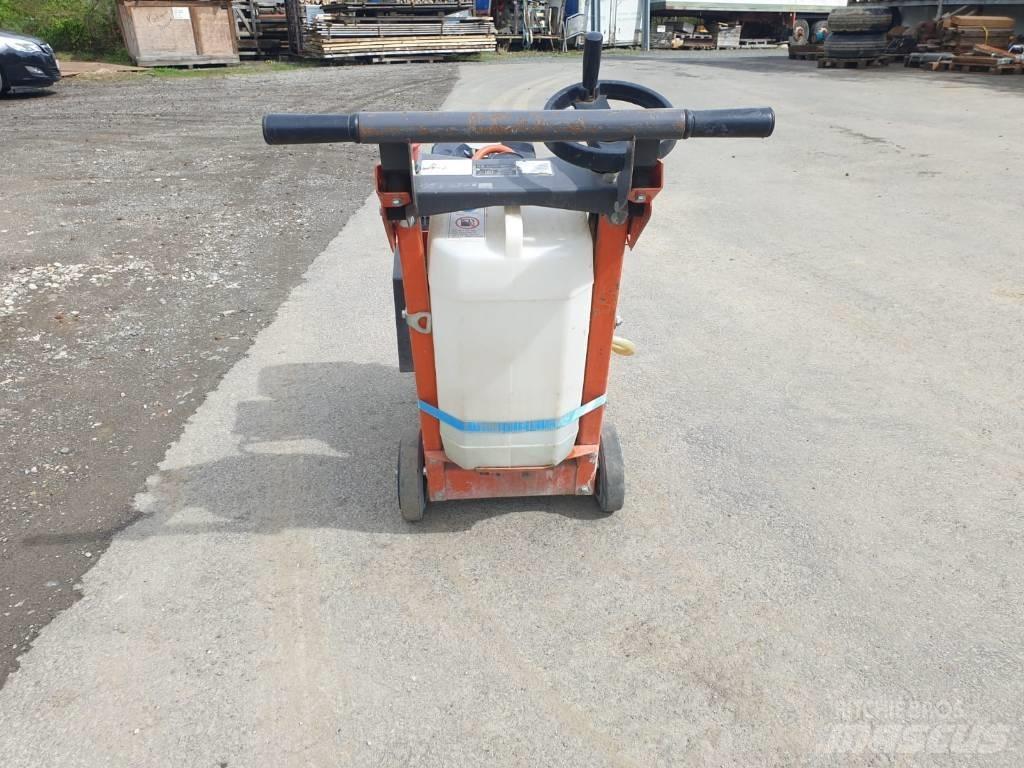 Husqvarna FS 400 LV Stavebníctvo - ostatné
