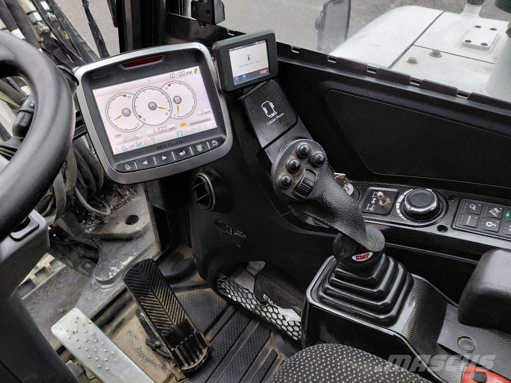 Bobcat E 57 W Kolesové rýpadlá