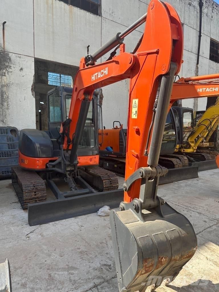 Hitachi ZX 50 U Pásové rýpadlá