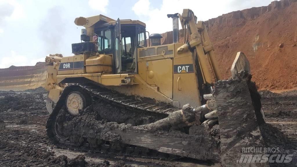 CAT D 9 R Pásové dozéry