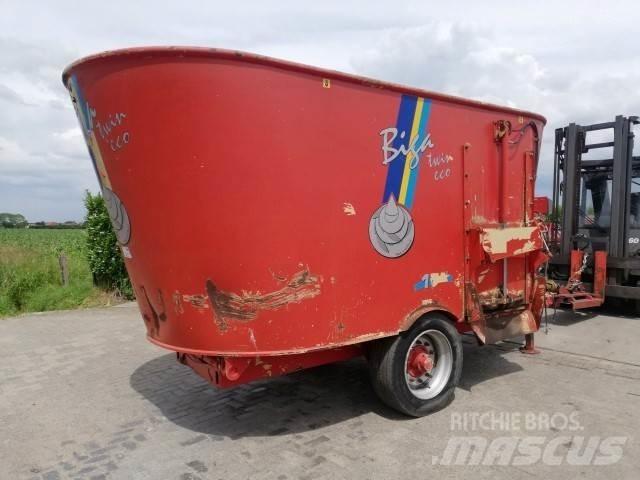 Peecon 17M³ Miešačky krmív