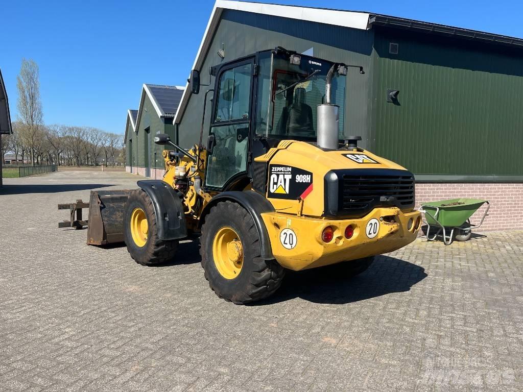 CAT 908 H Kolesové nakladače