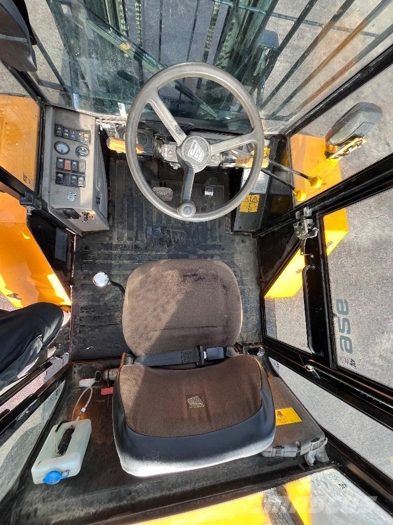 JCB 926 RTFL Terénne vysokozdvižné vozíky