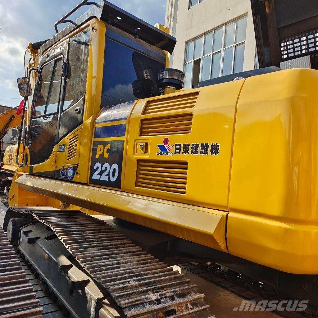 Komatsu PC 220-7 Pásové rýpadlá