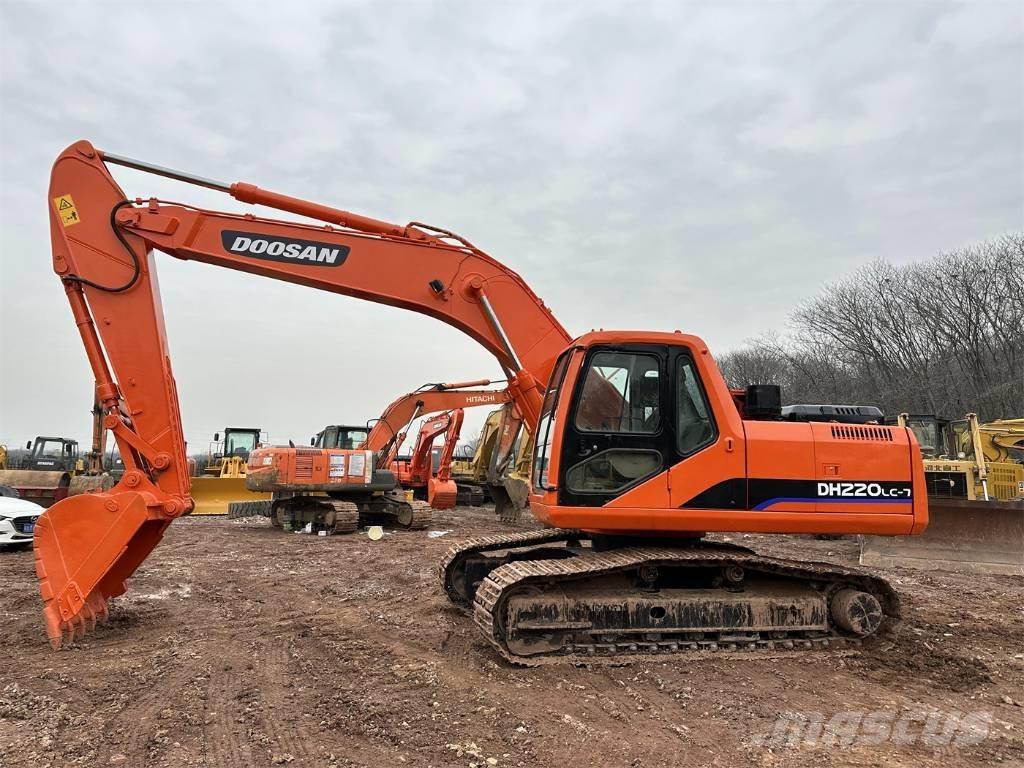 Doosan DH220-7 Pásové rýpadlá