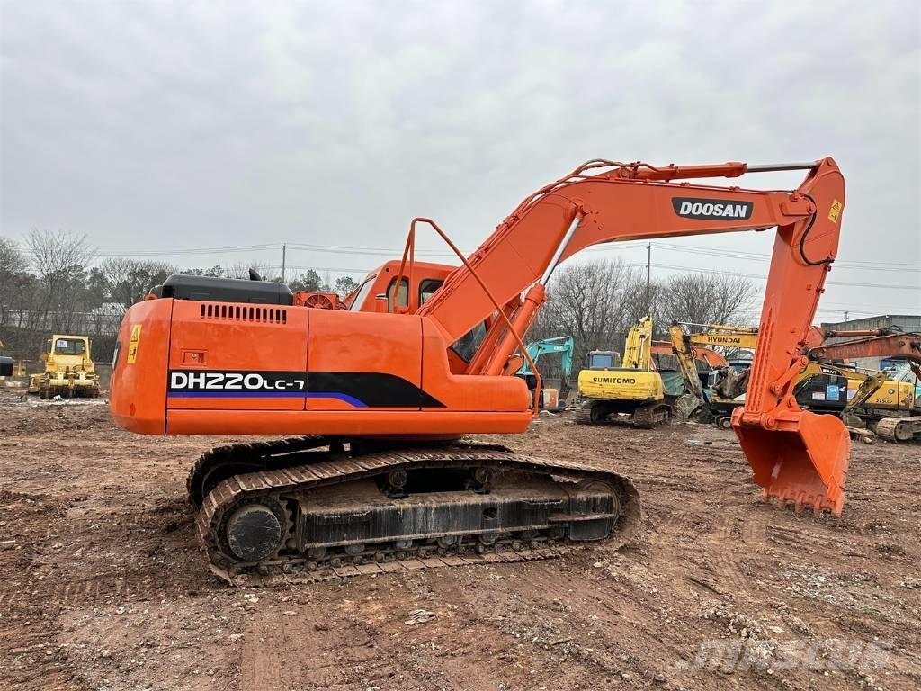 Doosan DH220-7 Pásové rýpadlá