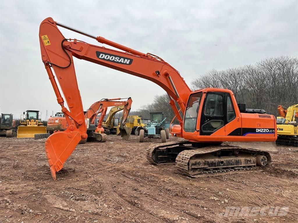 Doosan DH220-7 Pásové rýpadlá