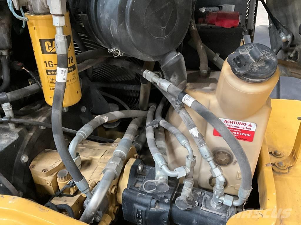 CAT 908 H Kolesové nakladače