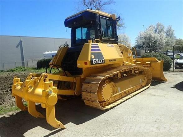 Komatsu D61EXi-24 Pásové dozéry