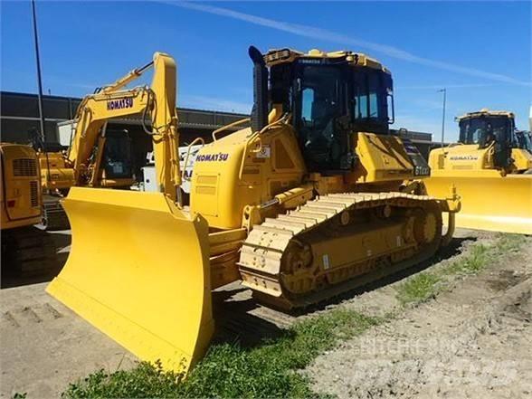 Komatsu D61EXi-24 Pásové dozéry