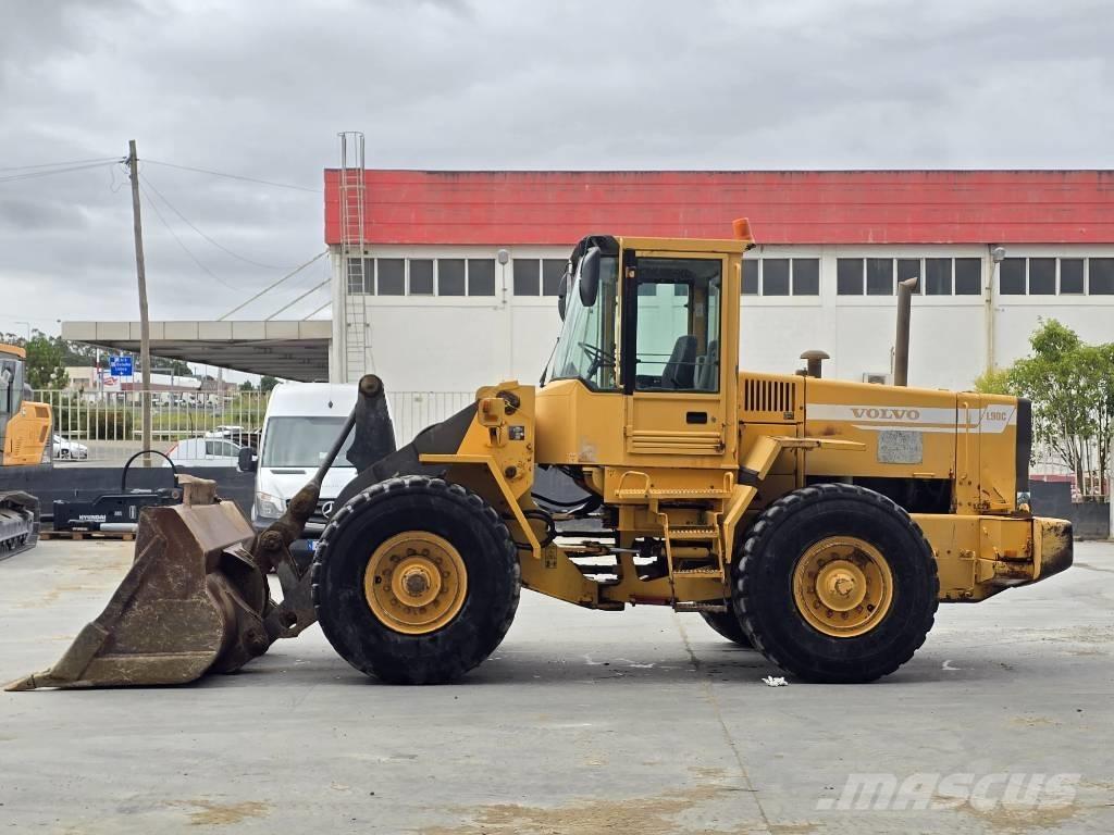 Volvo L 90 C Kolesové nakladače