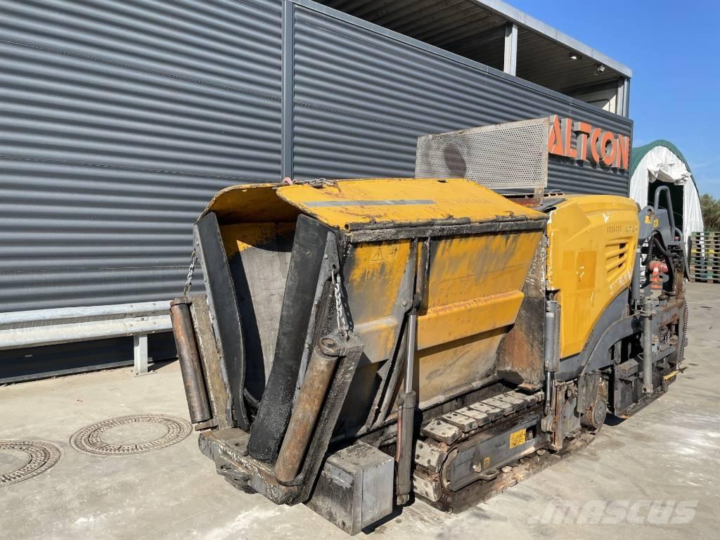 Vögele SUPER 800-3I Finišéry