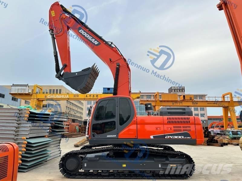 Doosan DX 300LC-9C Pásové rýpadlá