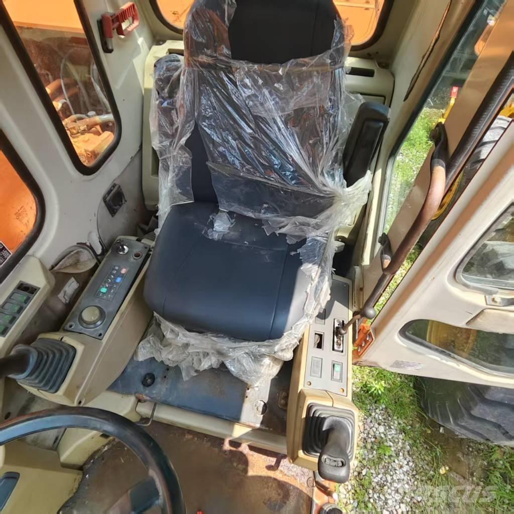 Doosan DH 210 W Kolesové rýpadlá
