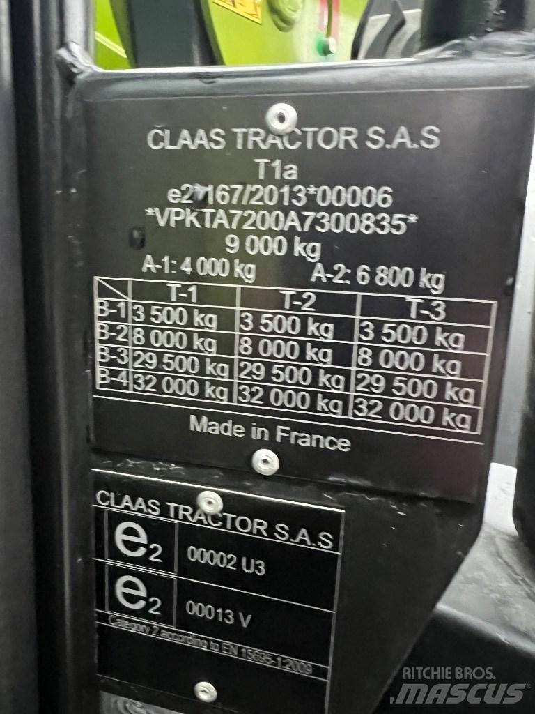CLAAS Arion 440 CIS Traktory