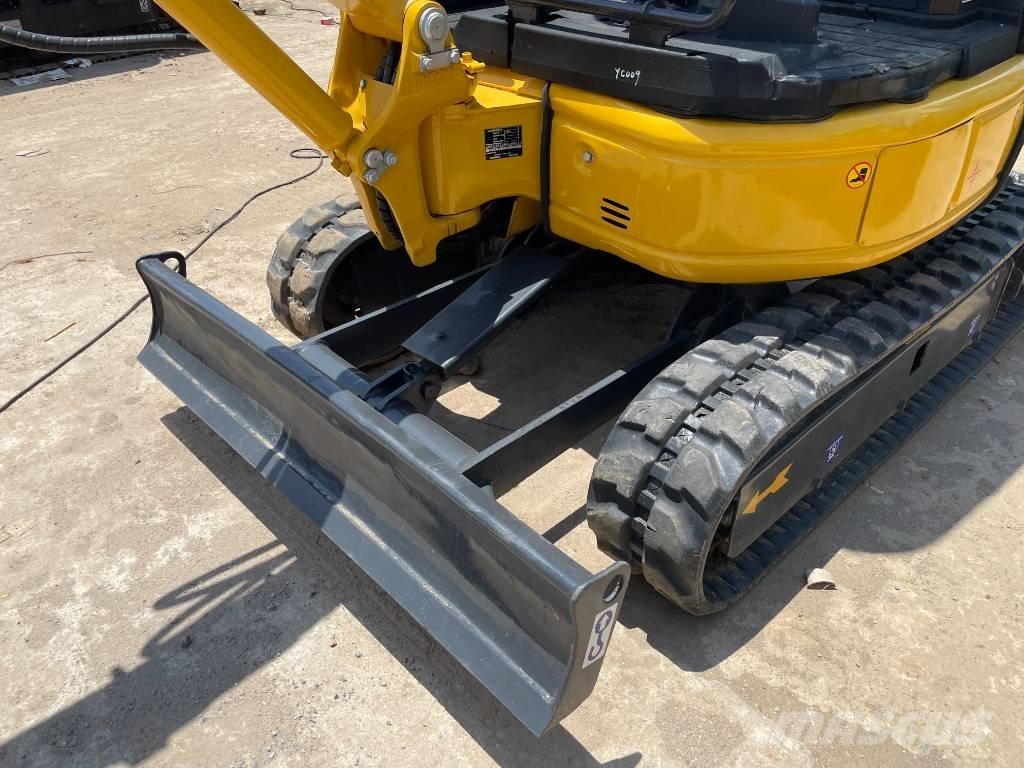 Komatsu PC 20 MR Mini rýpadlá < 7t