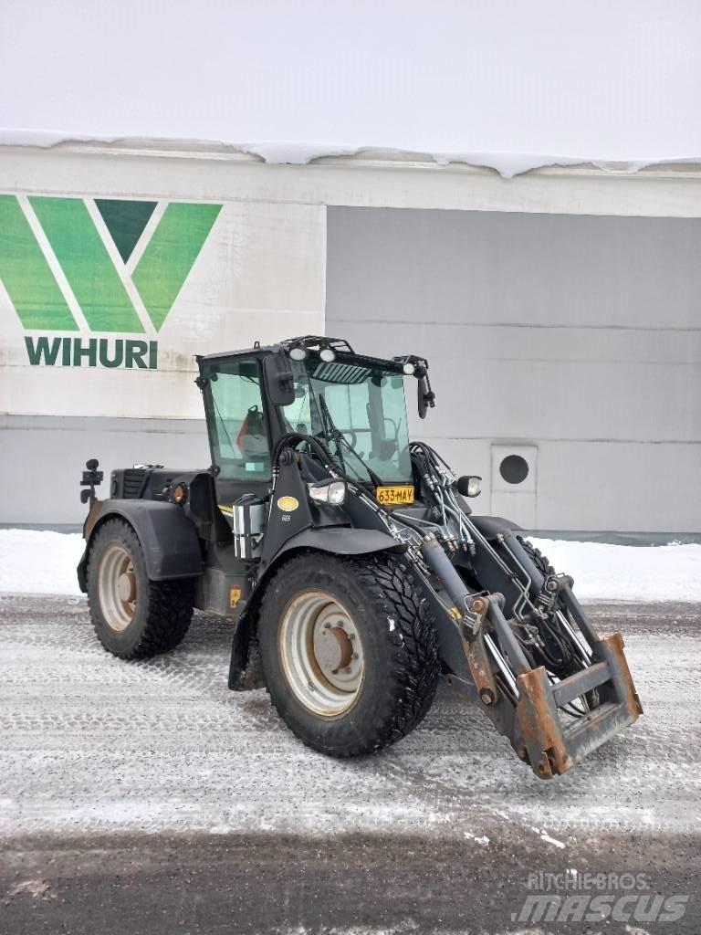 Wille 665 Kompaktné traktory