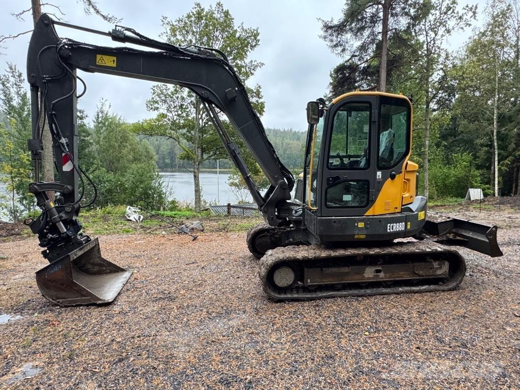 Volvo ECR 88 D Midi rýpadlá 7 t - 12 t