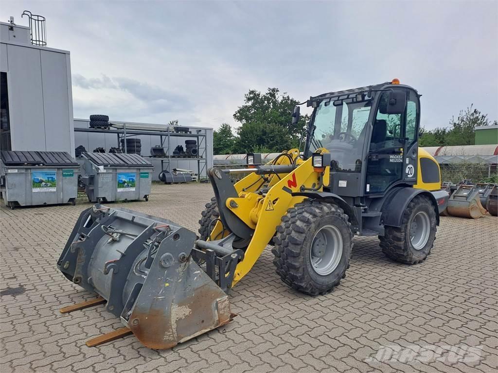 Wacker Neuson WL52 Kolesové nakladače