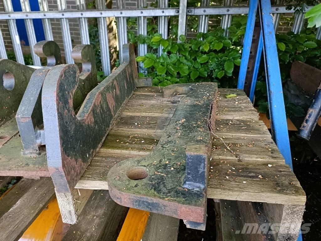 JCB WELD ON BRACKETS Ďalšie nakladače, rýpadlá a príslušenstvo