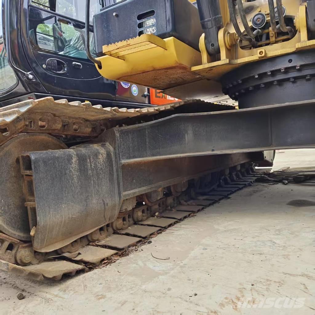 CAT 315D2 Pásové rýpadlá