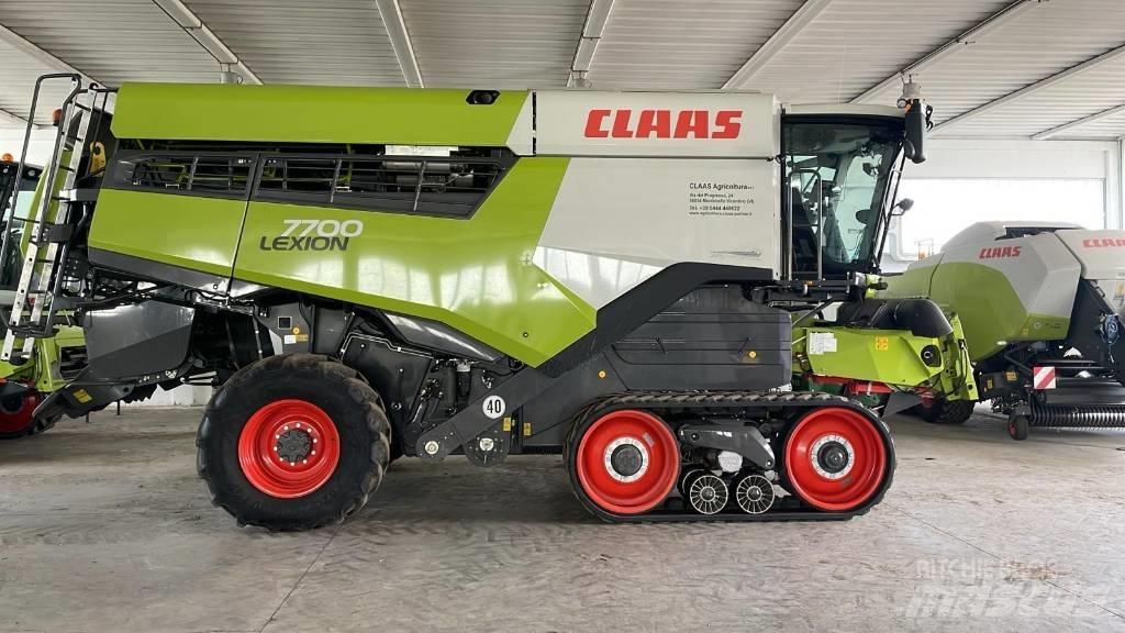 CLAAS LEXION 7700 TT Kombinované zberacie stroje