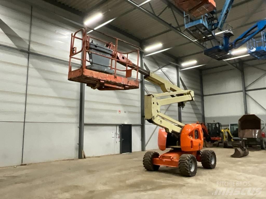 JLG 450 AJ Kĺbové plošiny
