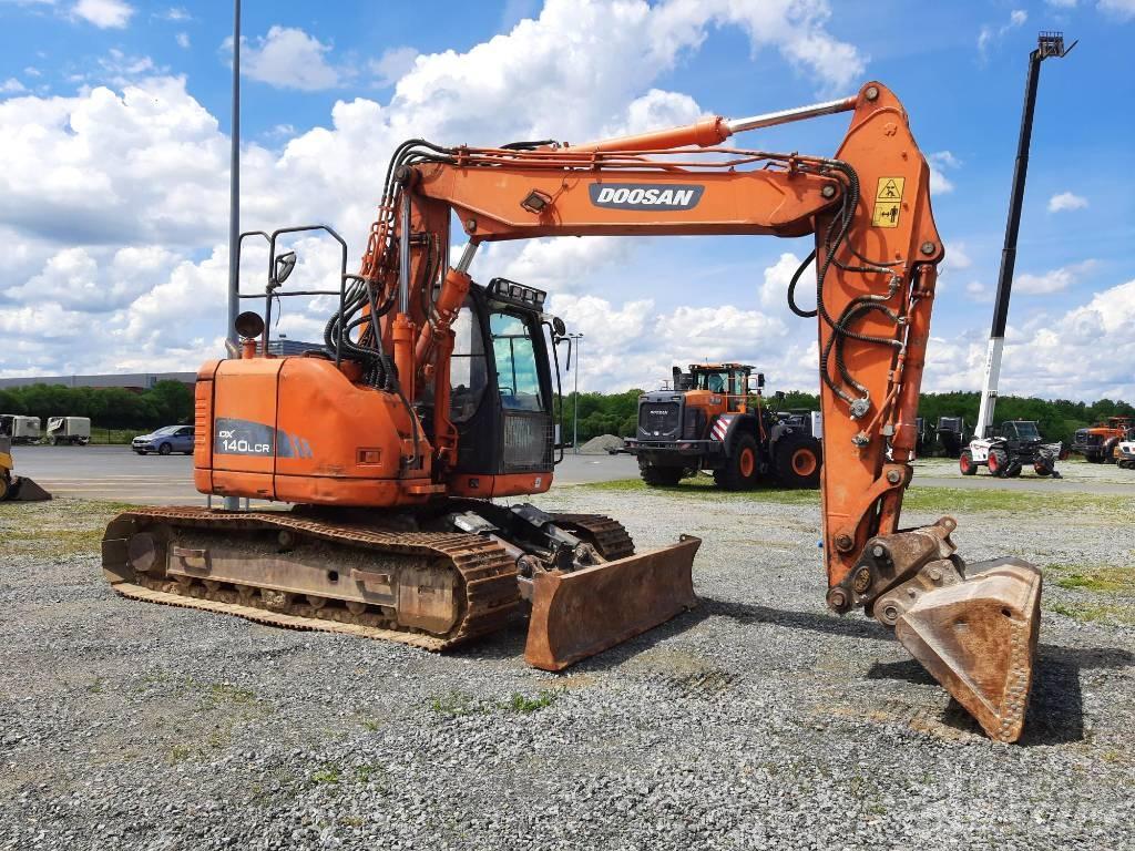 Doosan DX 140 LCR-3 Pásové rýpadlá