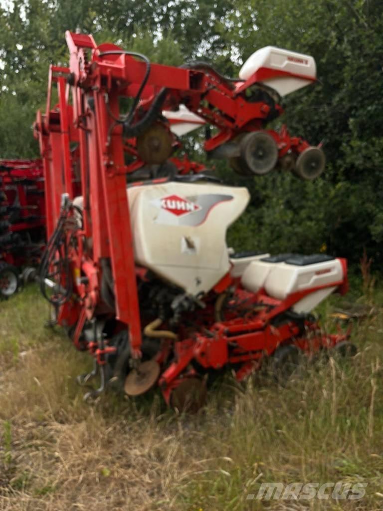 Kuhn Maxima 2 Mechanické sejačky