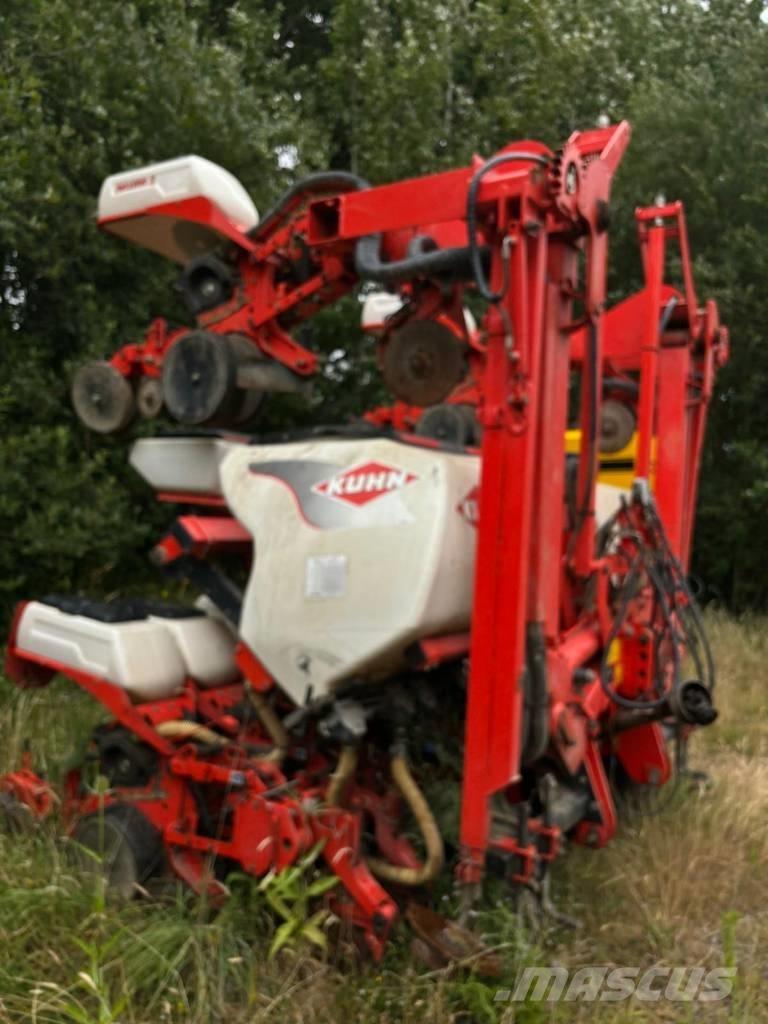 Kuhn Maxima 2 Mechanické sejačky