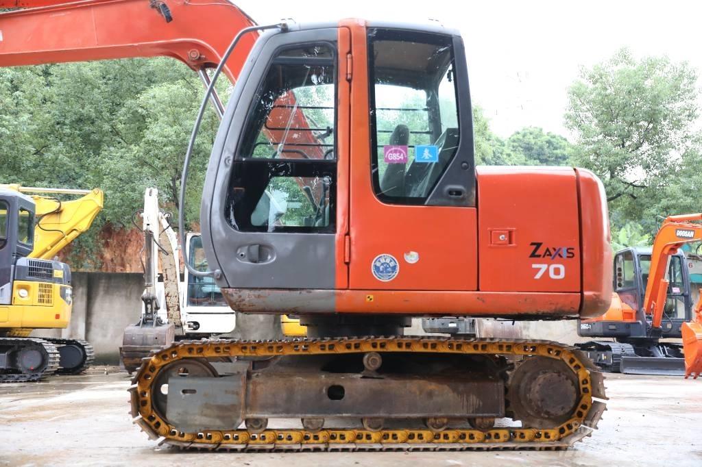 Hitachi ZX 70 Pásové rýpadlá