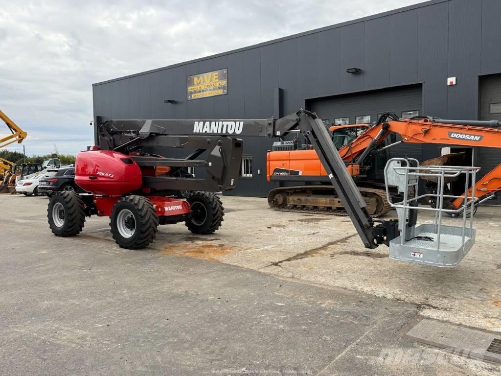 Manitou ATJ 200 Teleskopické plošiny